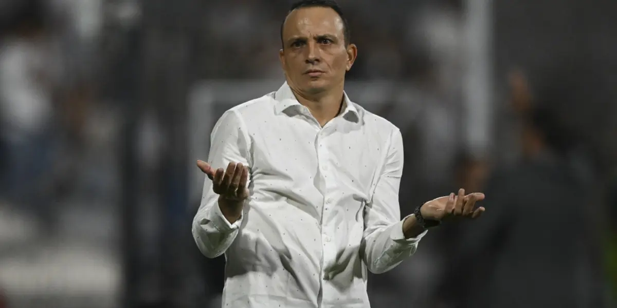 Alejandro Restrepo dirigiendo a Alianza Lima 