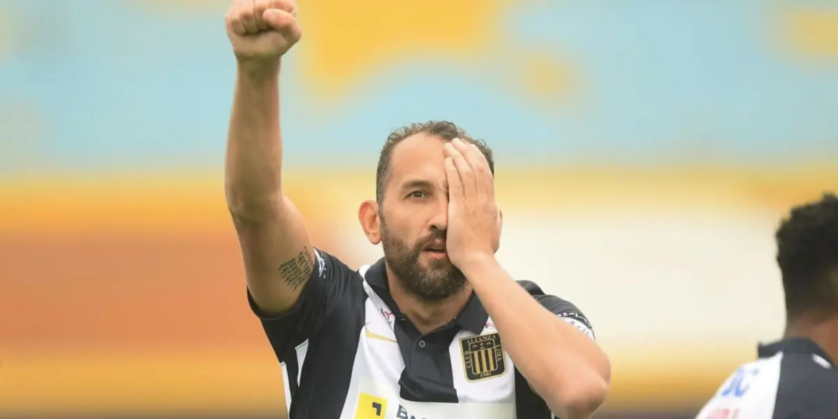 A pesar de ser el goleador del equipo, el Fondo Blanquiazul ya estaría pensando en contratar a un nuevo delantero