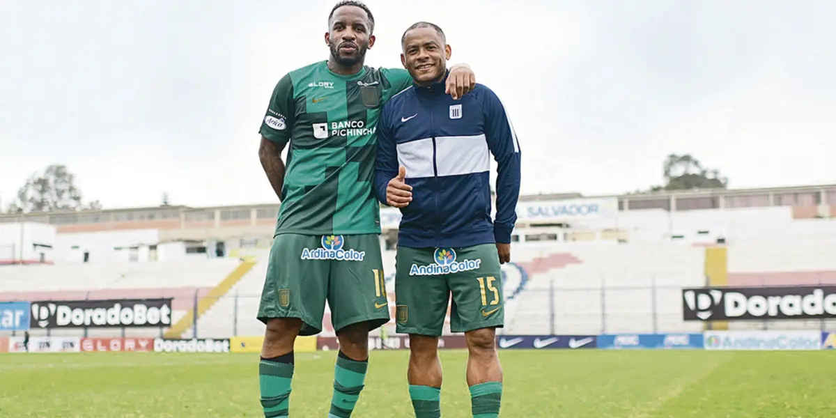 Ambos futbolistas terminan contrato a fin de año y esperan para saber su futuro