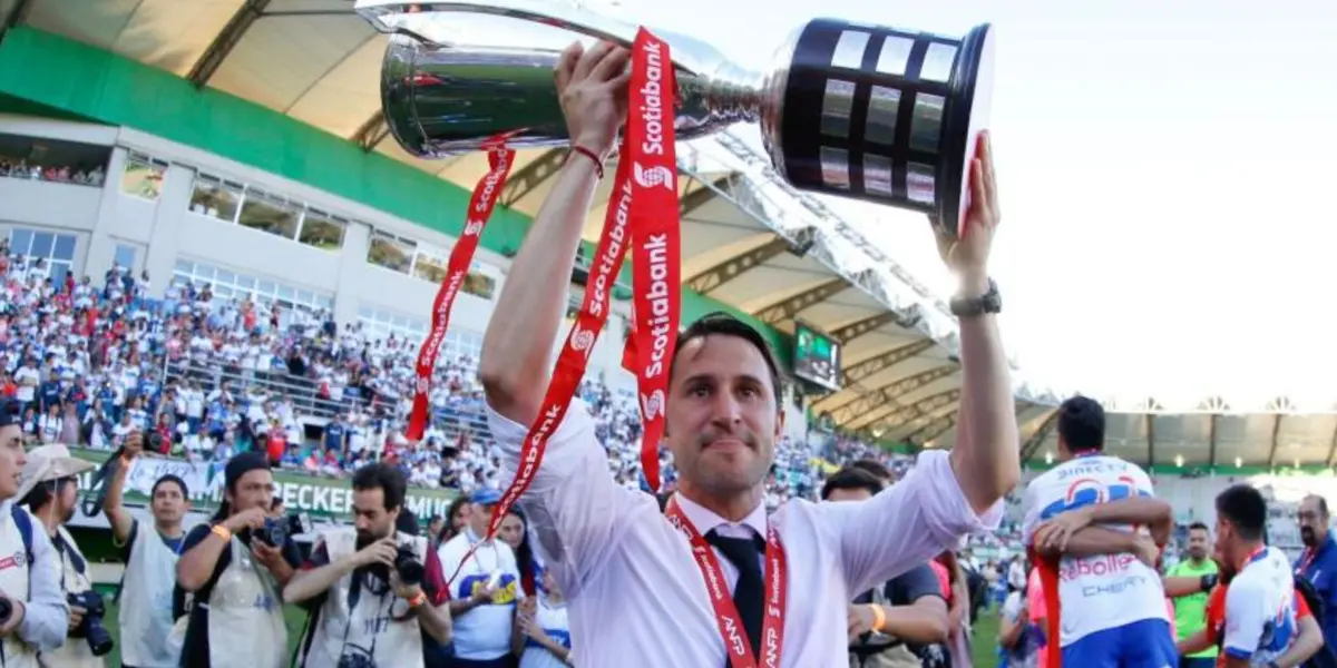 Beñat San José, de nacionalidad española, se pondría el buzo blanquiazul para la próxima temporada