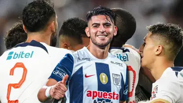 Carlos Zambrano fue clave en la victoria de Alianza Lima