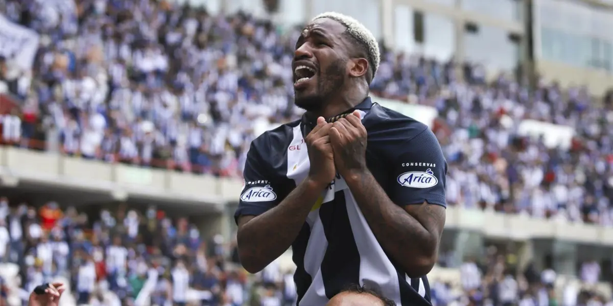 El atacante se despide del equipo de sus amores con un sentido mensaje