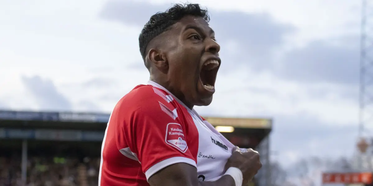 El defensa con pasado blanquiazul aún no piensa en su regreso y tendría nuevo destino