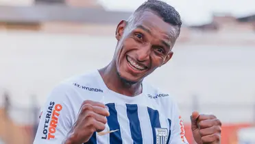 El defensa Jiovany Ramos llegó a préstamo por una temporada