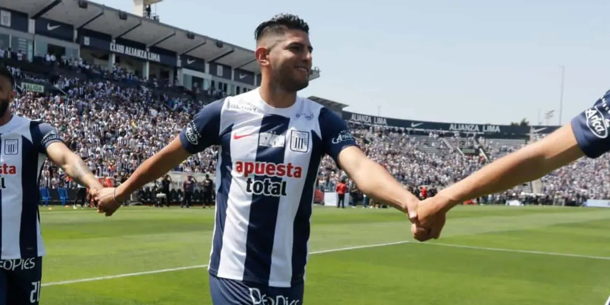 El defensa peruano cumplió su sueño de vestir la camiseta blanquiazul