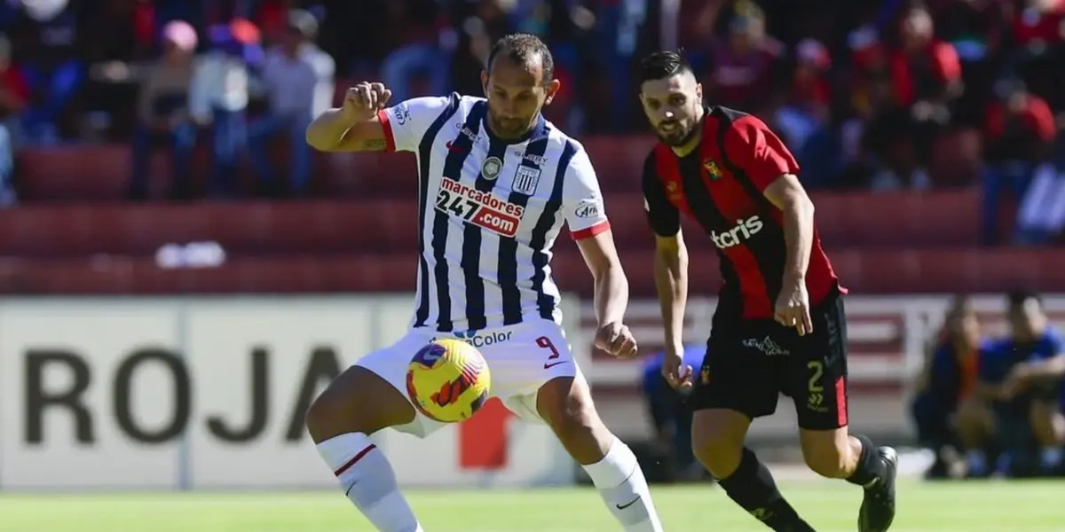 El delantero no estuvo fino ante Melgar y se perdió una clara acción de gol en los minutos finales