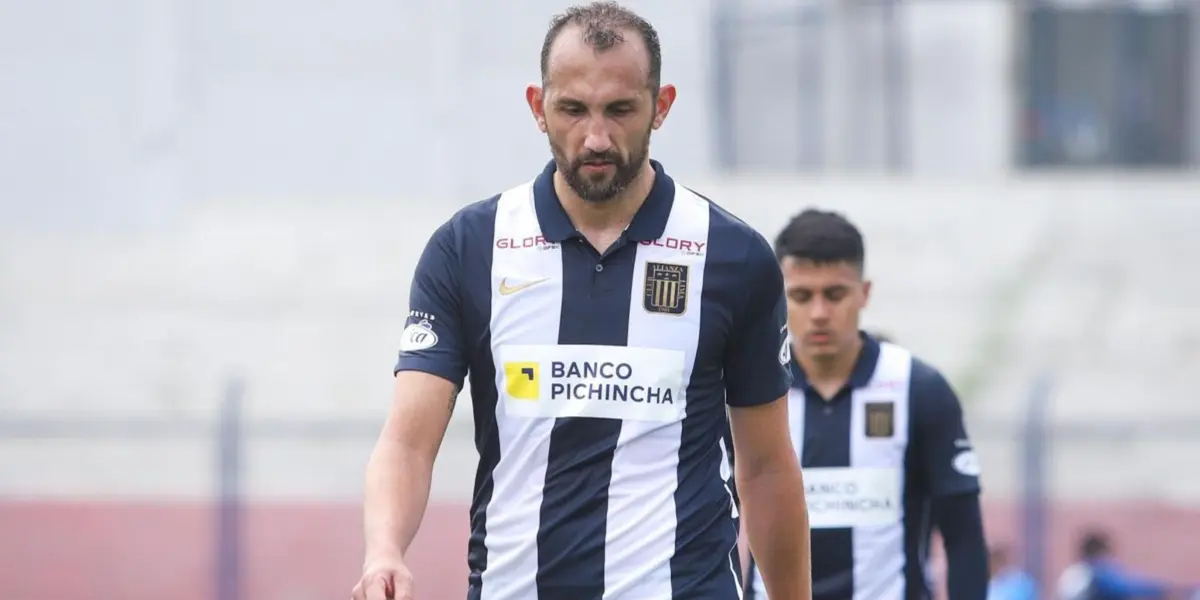 El delantero no la está pasando nada bien luego de su lesión ante ADT