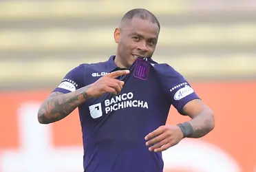 El delantero se siente más vigente que nunca y no tenía pensado irse del club