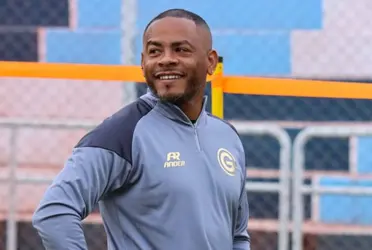 El delantero tuvo que dejar al equipo de sus amores y volvió a provincia