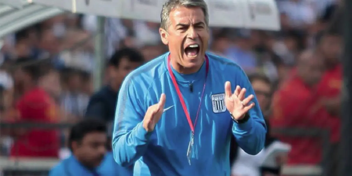 El entrenador uruguayo dejó huella en su paso por el equipo blanquiazul