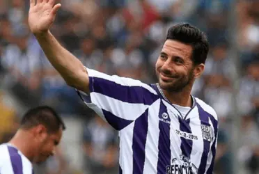 El ex delantero no pudo cumplir con el pedido de los hinchas