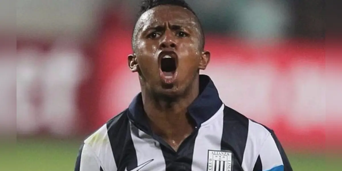 El extremo peruano está esperando por su regreso al club de sus amores