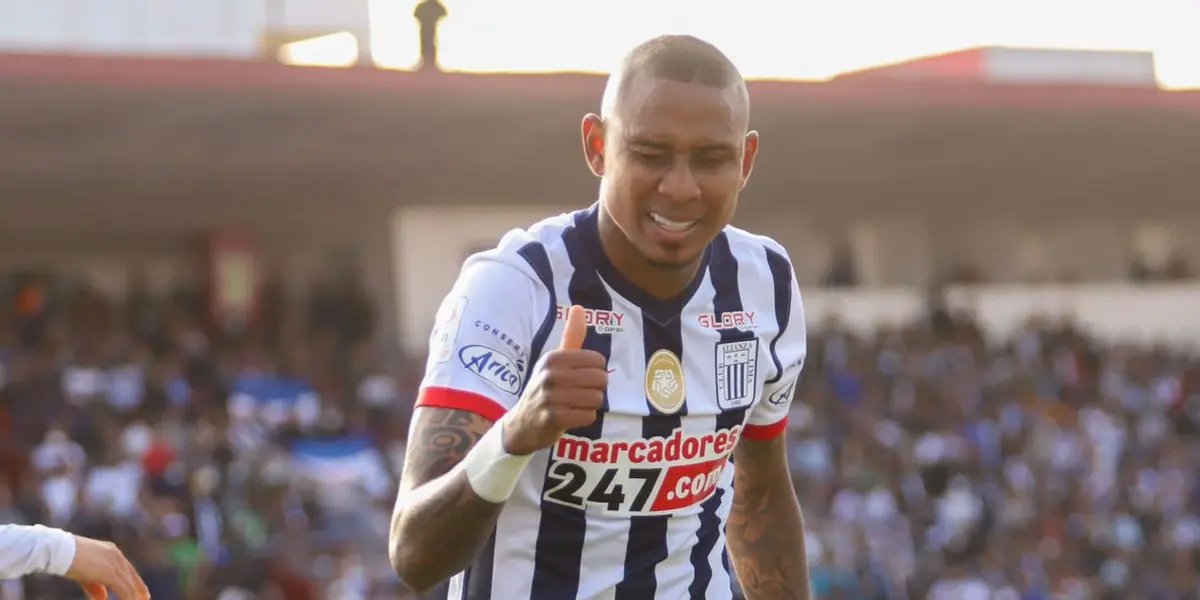El futbolista colombiano cumplió su ciclo en el equipo blanquiazul