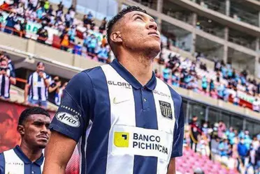 El futbolista perdió la titularidad y no volvió a ser considerado después de la salida de Carlos Bustos