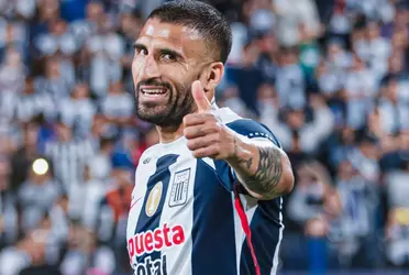 El veterano futbolista es indiscutible en el once titular blanquiazul