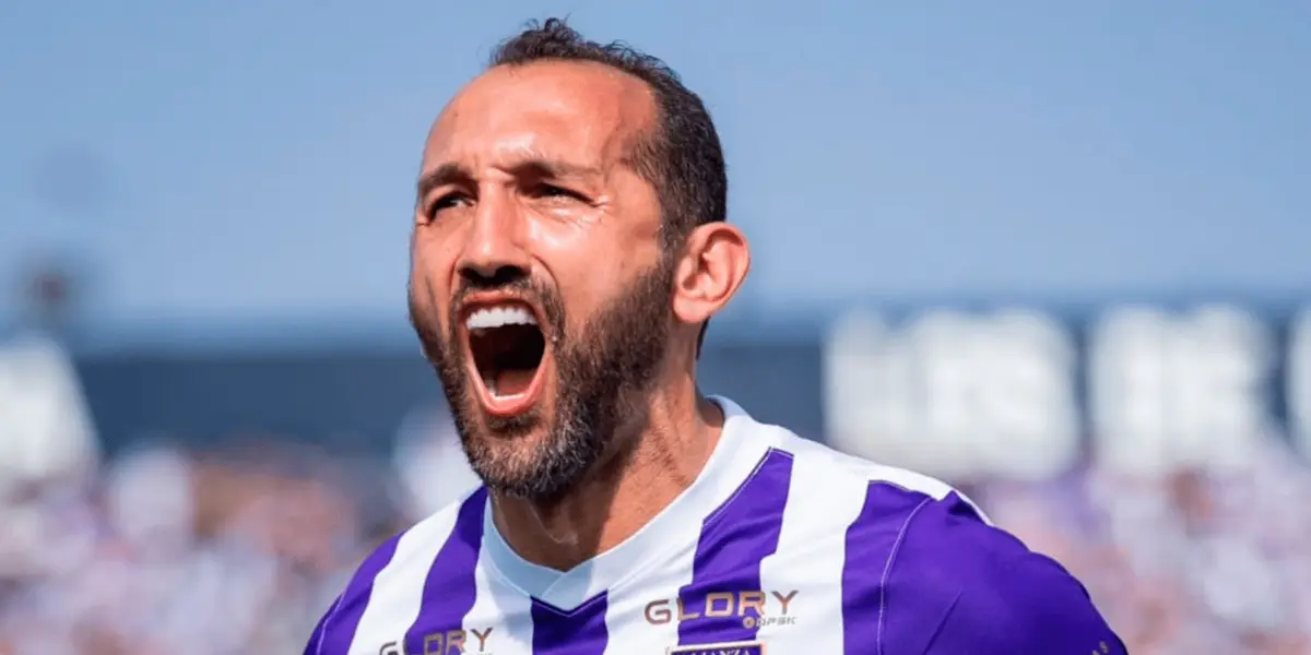 Hernán Barcos es un líder dentro y fuera de la cancha con Alianza Lima